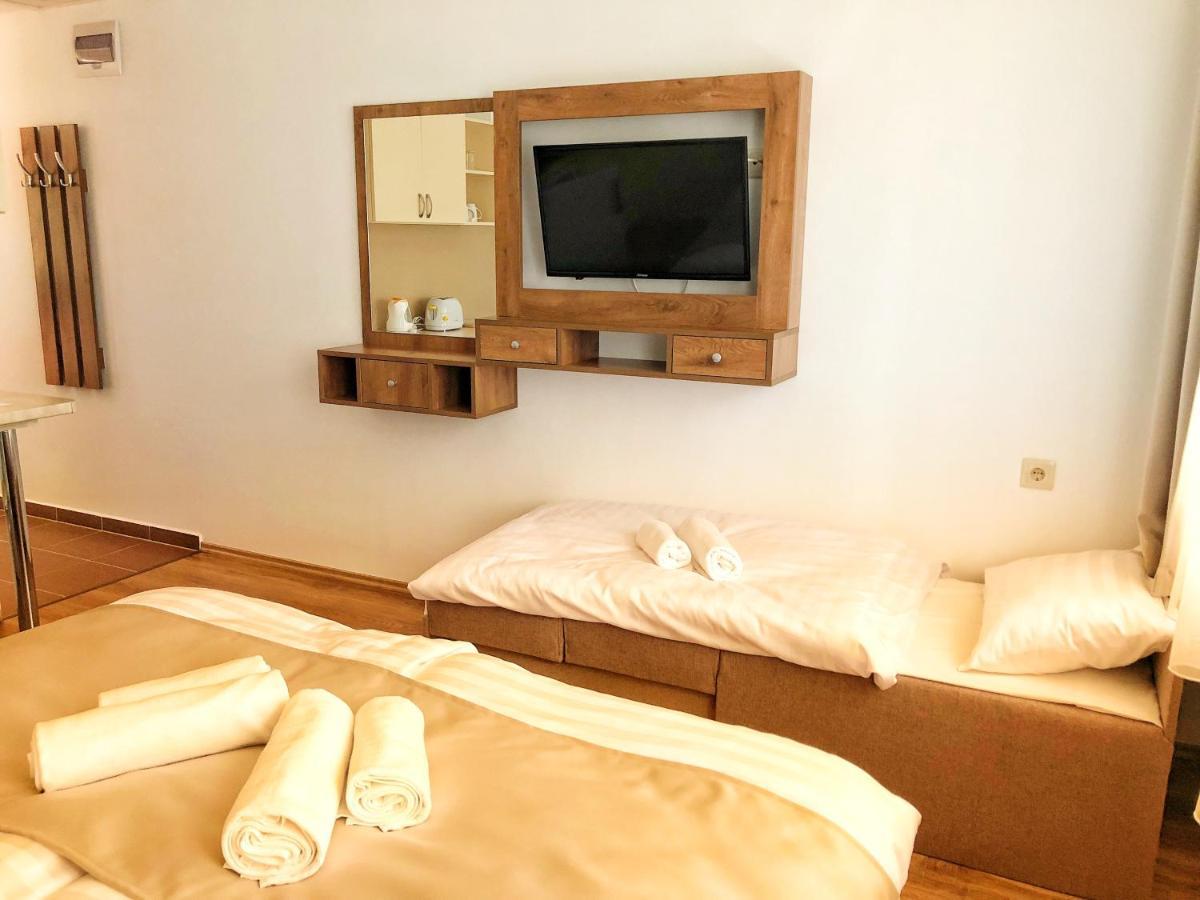Boro Apartman Tiszafüred Extérieur photo